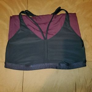 Underarmour black sports bra